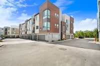 Building Photo - 4100 E Cir Paseo