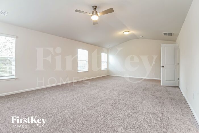 Building Photo - 473 Yoshino Cherry Dr