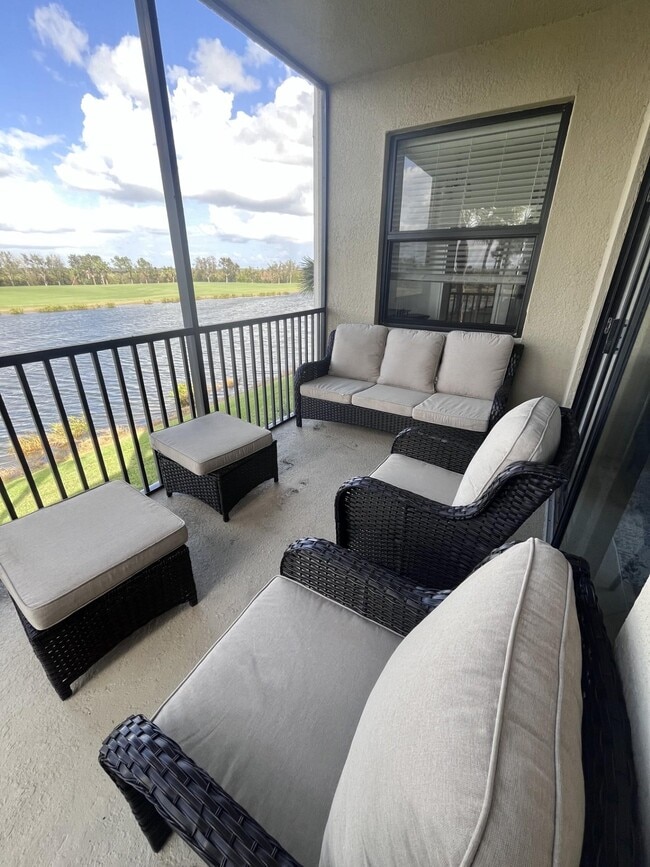 Building Photo - 7015 River Hammock Dr