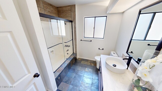 Building Photo - 1218 Westlake Blvd