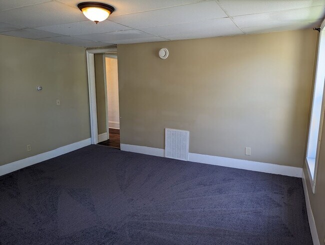 Building Photo - 626 Washington St