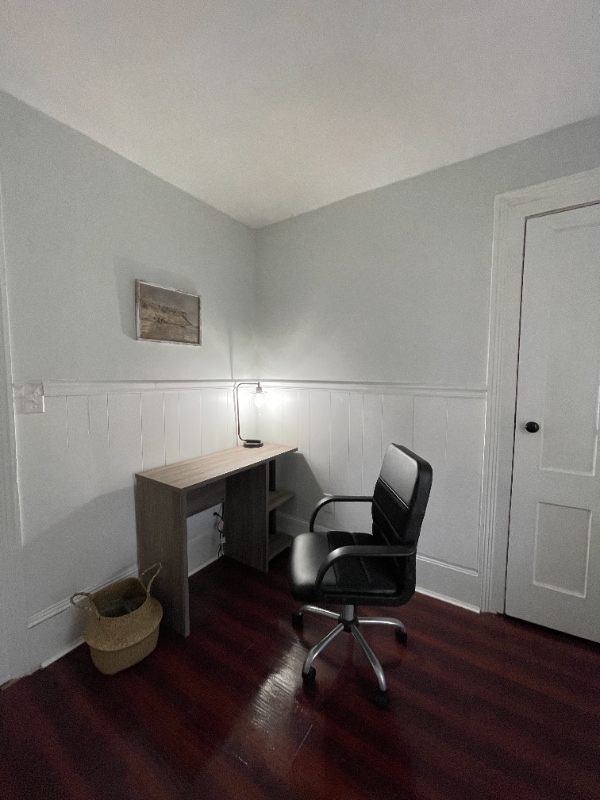 Building Photo - 109 Stark Ave