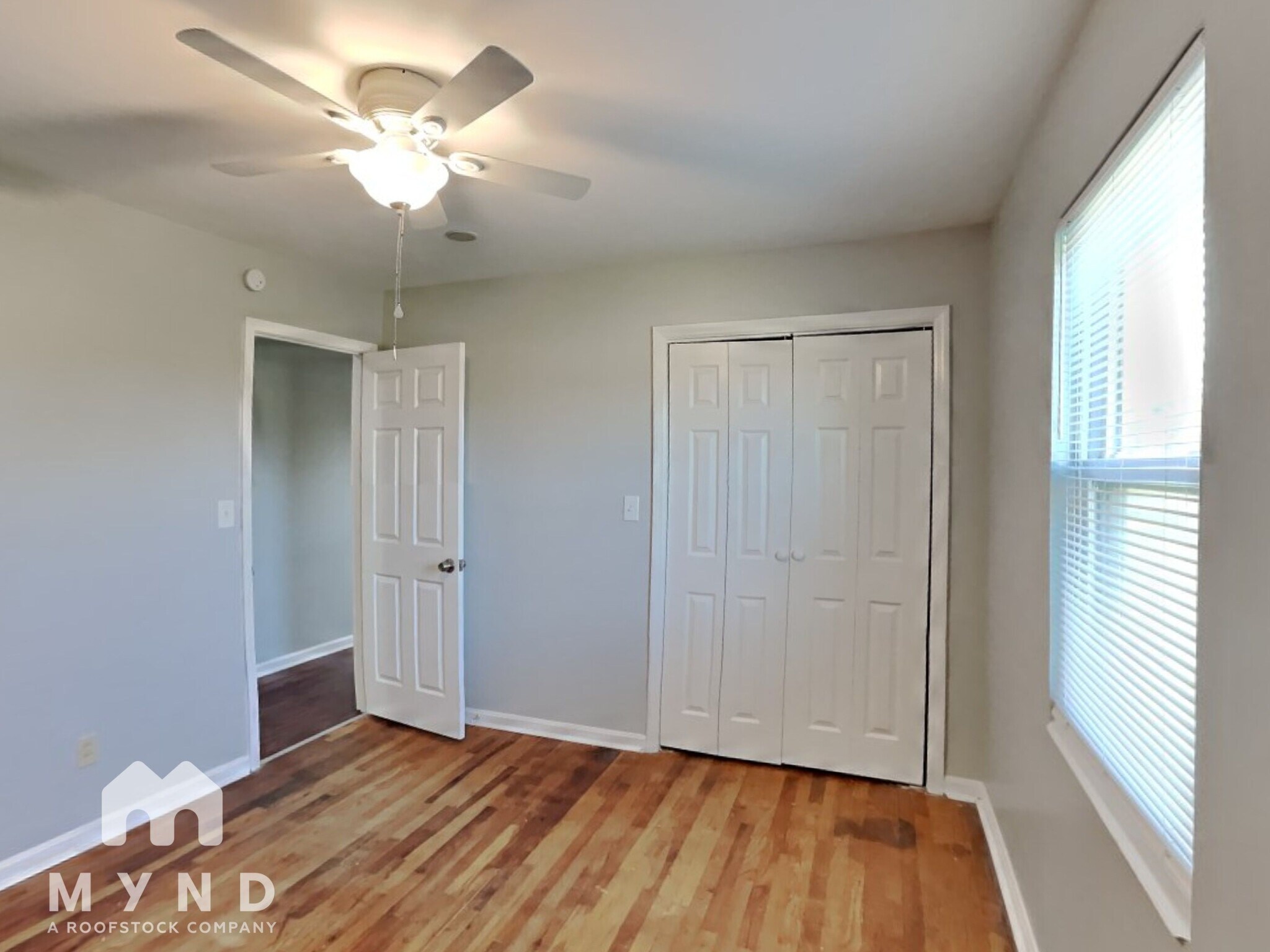 Building Photo - 617 5th Way