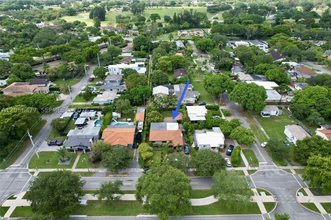 Building Photo - 550 Westward Dr