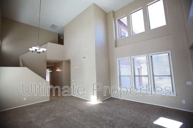 Building Photo - 15145 W Elm Cir