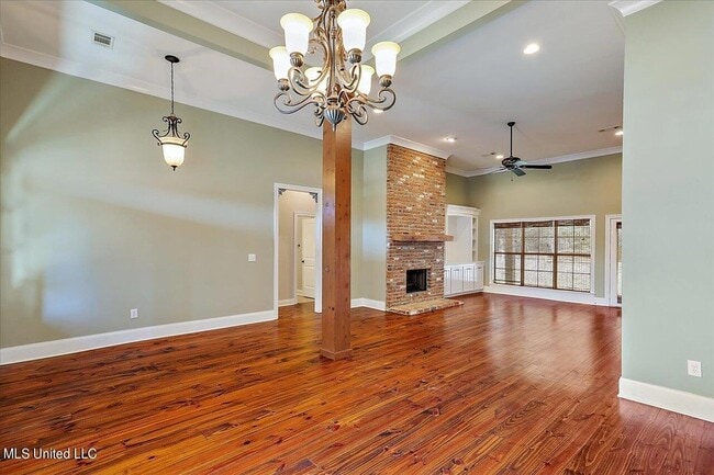 Building Photo - 132 Hartfield Dr