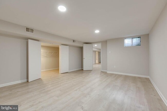 Building Photo - 1316 Pleasant Meadow Rd