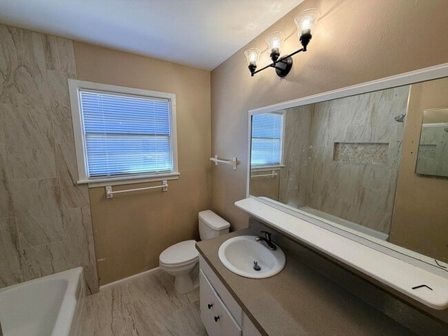 Building Photo - 5102 39th St