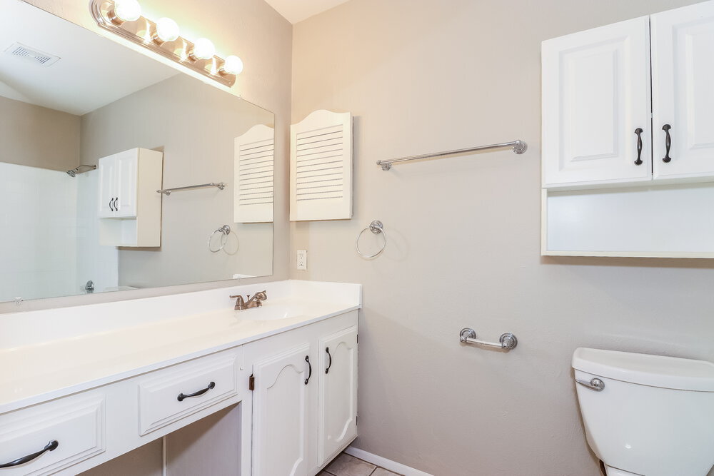 Building Photo - 6615 Springfield Dr