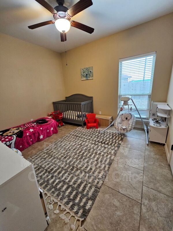 Building Photo - 7202 Pink Cadillac Dr