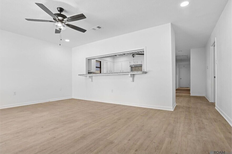 Building Photo - 1915 Tennessee St