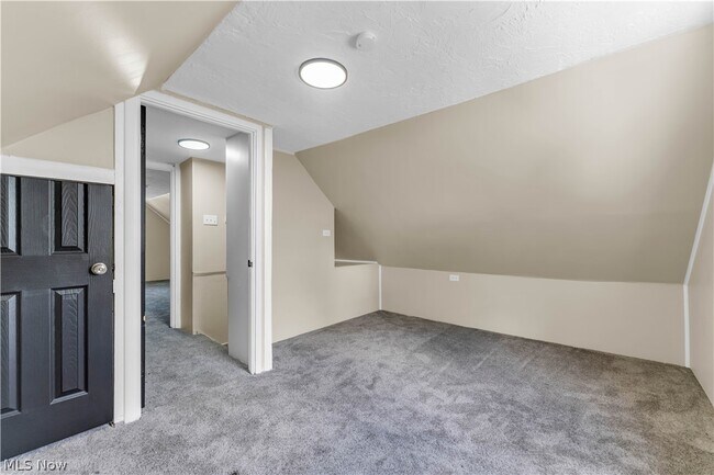 Building Photo - 25291 Richards Ave