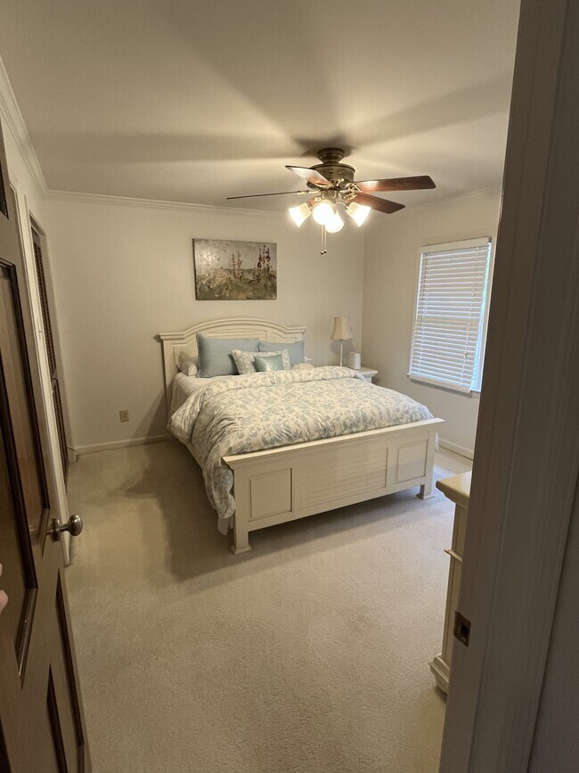 Building Photo - Sandy Springs Rental Home