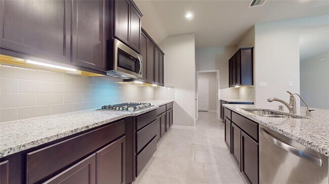 Building Photo - 5410 Wildbrush Dr