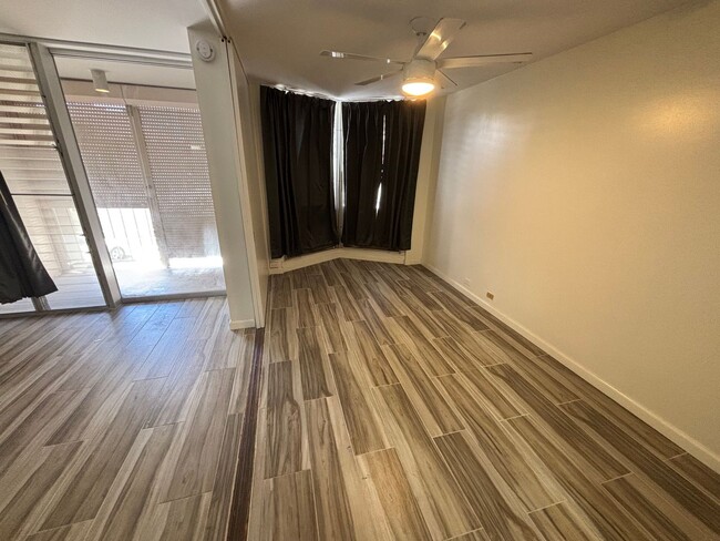 Building Photo - 1535 Pensacola St