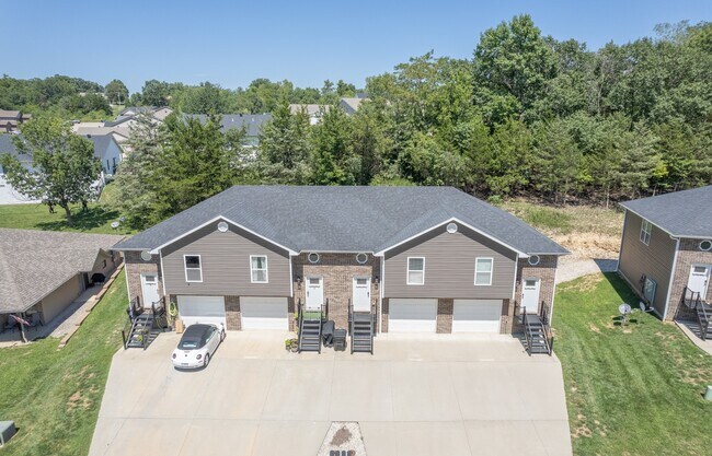 Building Photo - 5410 Deer Valley Dr