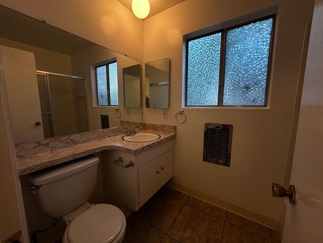 Building Photo - 5022 Riverton Ave