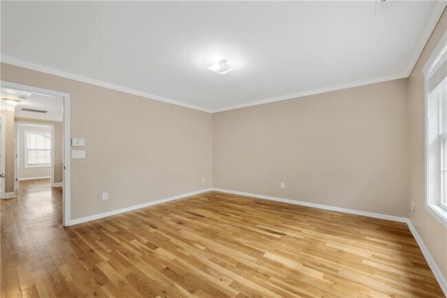 Building Photo - 3194 Cedar Glade Ln NE