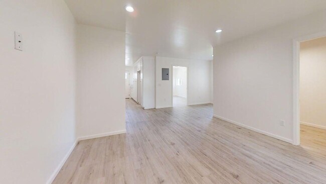 Building Photo - 628-630 Mira Mar Avenue
