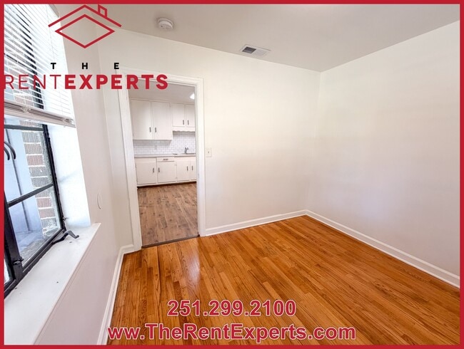 Building Photo - 2361 S Salvia St