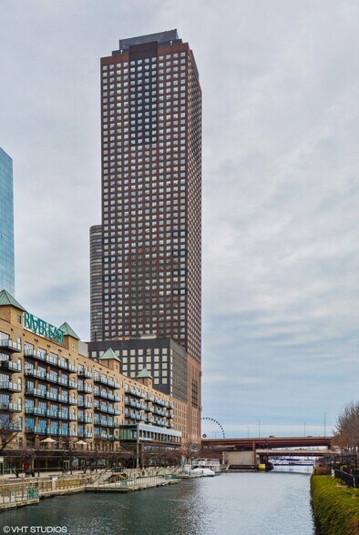 Primary Photo - 474 N Lake Shore Dr