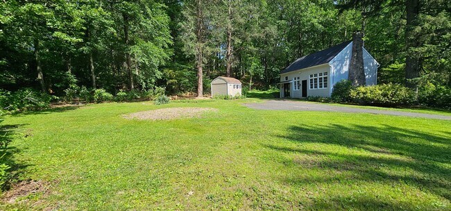 Building Photo - 50 Mountain Rd