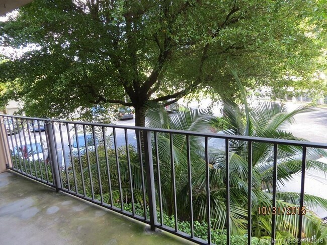 Building Photo - 7900 Camino Cir