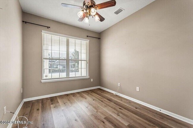 Building Photo - 6332 Autumn Berry Cir