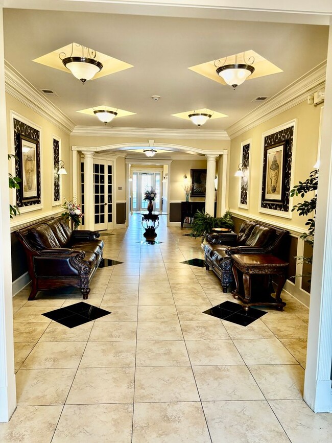 Building Photo - 2 bedroom/ 2 bathroom- Bennington on the Park