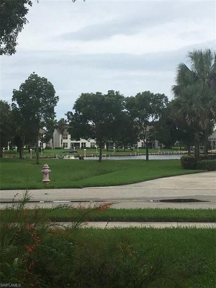 Building Photo - 365 Stella Maris Dr N