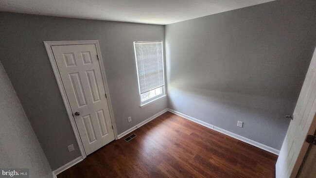 Building Photo - 6044 St Moritz Dr