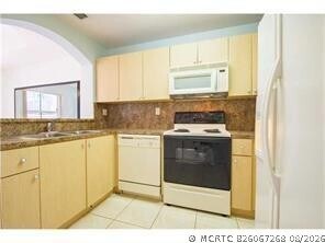 Building Photo - 626 SW 106th Ave