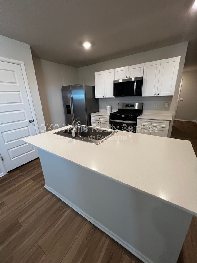 Building Photo - 14224 Trickling Wy