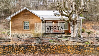 Building Photo - 460 NC-208