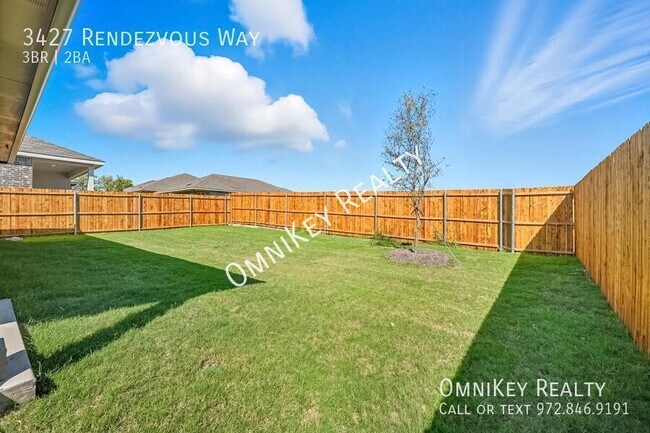 Building Photo - 3427 Rendezvous Way