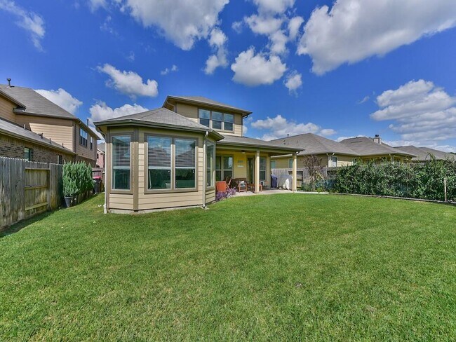 Building Photo - 15223 Sunlight Bay Ct