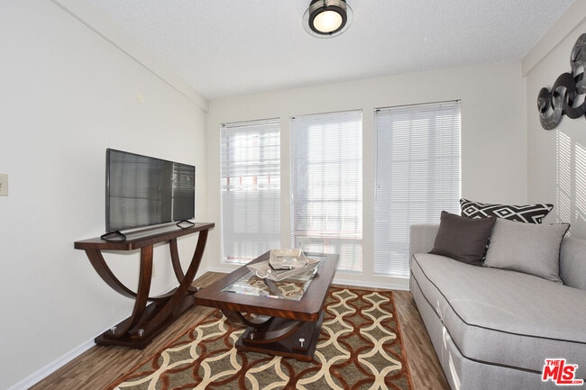 Building Photo - 3600 Bagley Ave