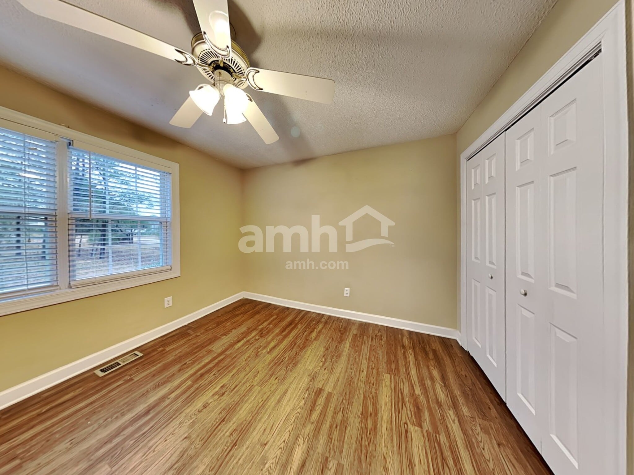 Building Photo - 1206 Saura Ct