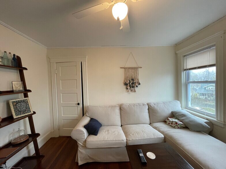 Building Photo - 1 Langham Rd