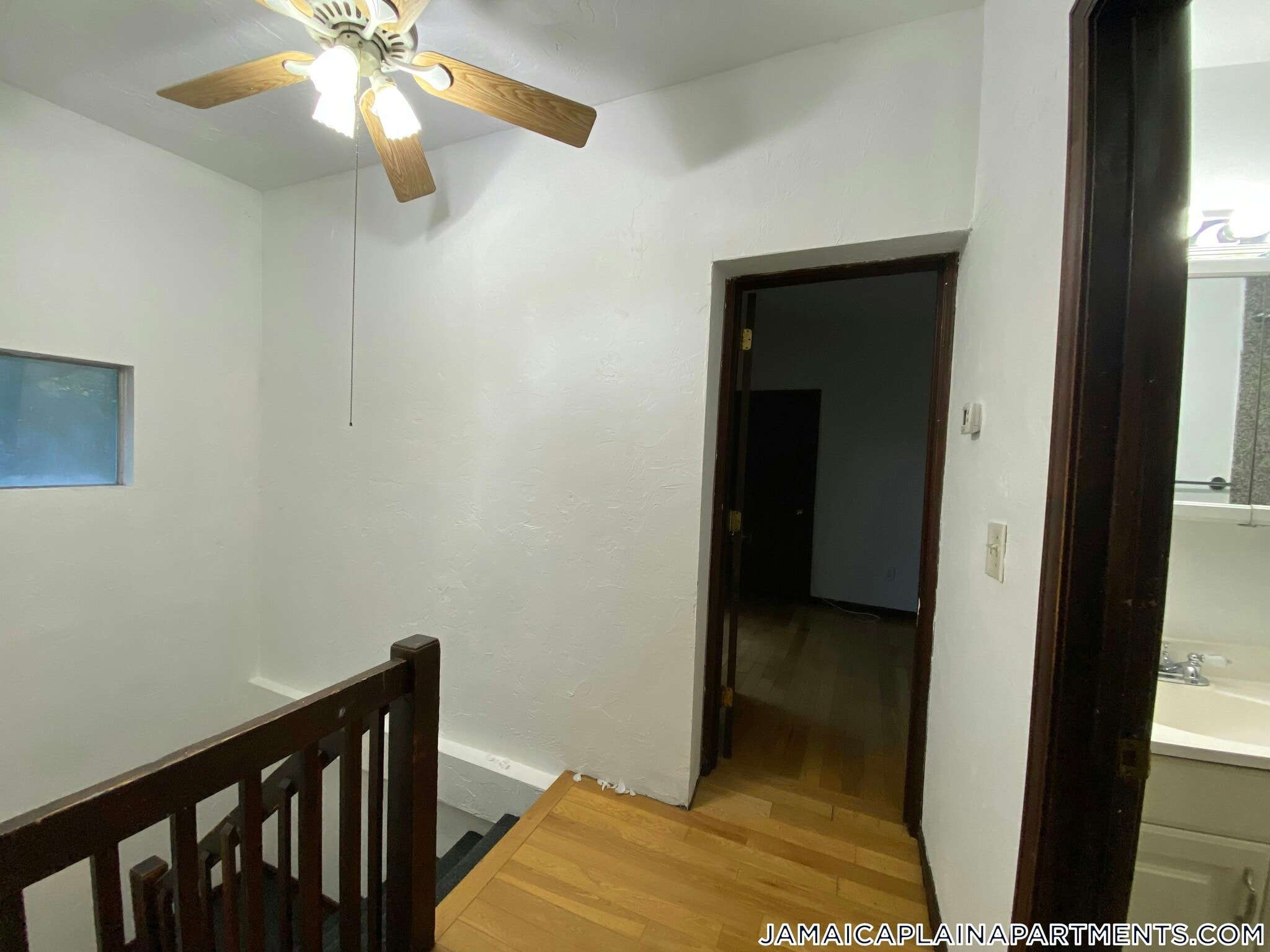 Building Photo - 89 Sheridan St