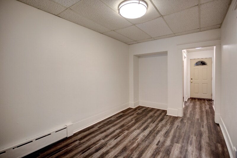 Building Photo - 222 E Aurora St