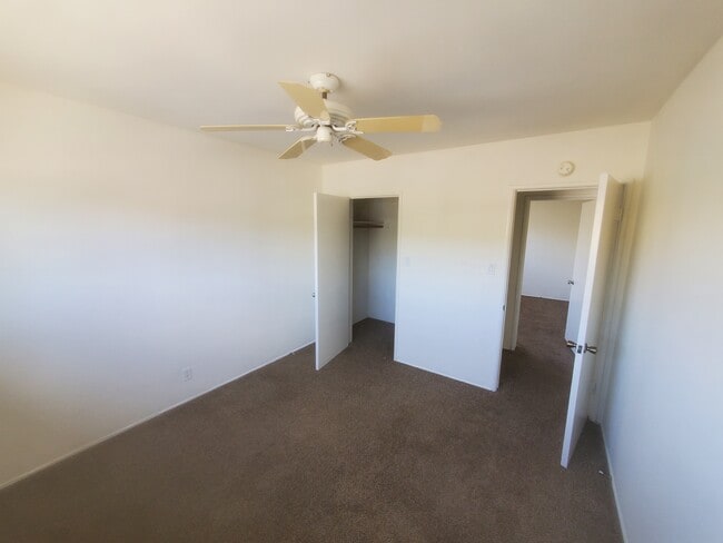 BR 1 - 1306 Manhattan Beach Blvd