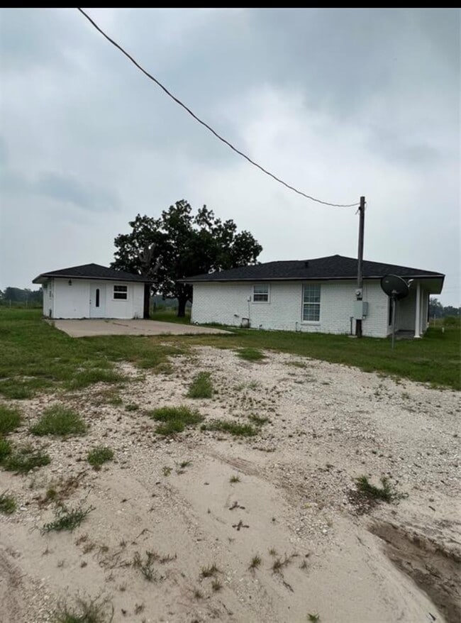 Building Photo - 6265 Highway 75