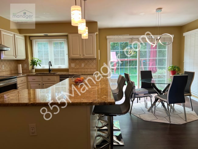 Building Photo - Spacious 4BR Home in Lake Orion Schools – ...