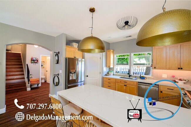 Building Photo - Benicia! Beautiful three bedroom home located within minutes of Downtown Benicia.