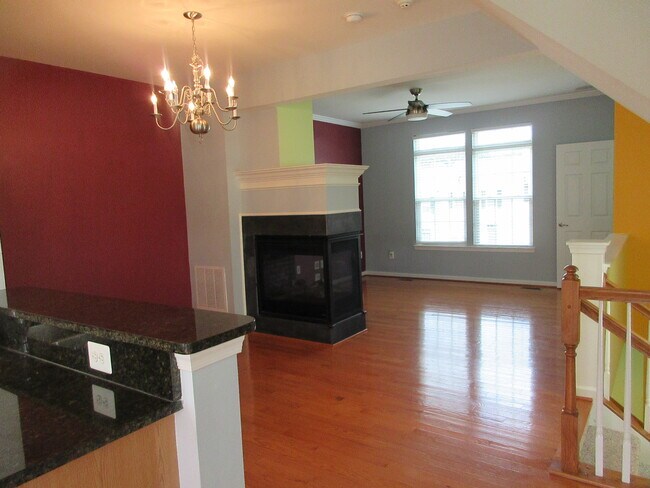 Building Photo - 469 Rolkin Rd