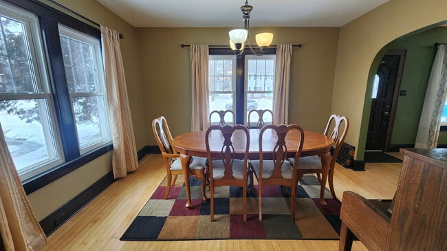 Building Photo - 4-Bedroom, 2 Bathroom Easthill Home with Bonus Room, Finished Lower Level, and Garage