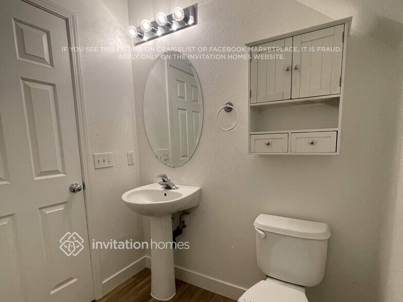 Building Photo - 9255 Boulder Falls Ct