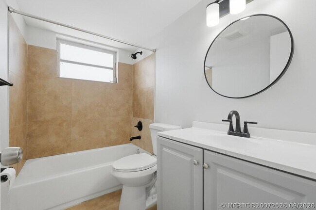 Building Photo - 6191 SW 37th St
