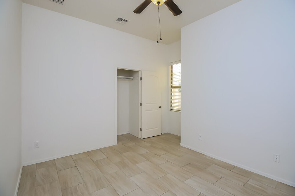 Building Photo - 20837 Sunset Dr